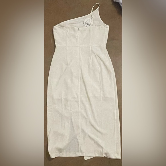 Petal and Pup White Xiomar Dress - Picture 2 of 3